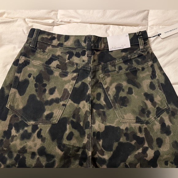 WeWoreWhat Green Camouflage Dani Boyfriend Denim - NWT - Size 28 - Picture 8 of 15